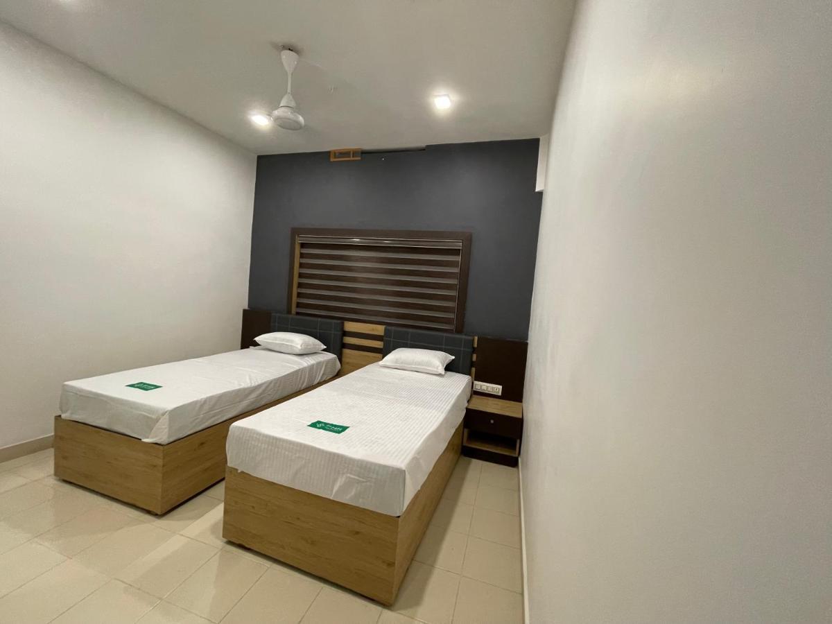 Pmr Grandays Hotel Malappuram Ngoại thất bức ảnh